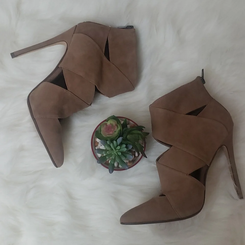 Steve Madden high heel ankle booties - Picture 3 of 6